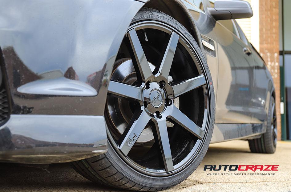 HOLDEN-COMMODORE-VERONA-GLOSS-BLACK